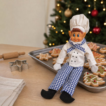 Lutin farceur portant son costume de cuisinier dans une scène de Noël