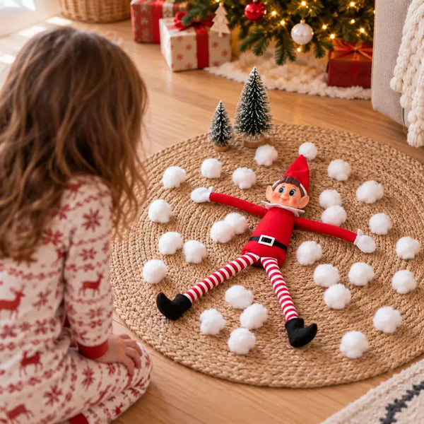 Au réveil, un enfant découvre la bêtise du lutin farceur