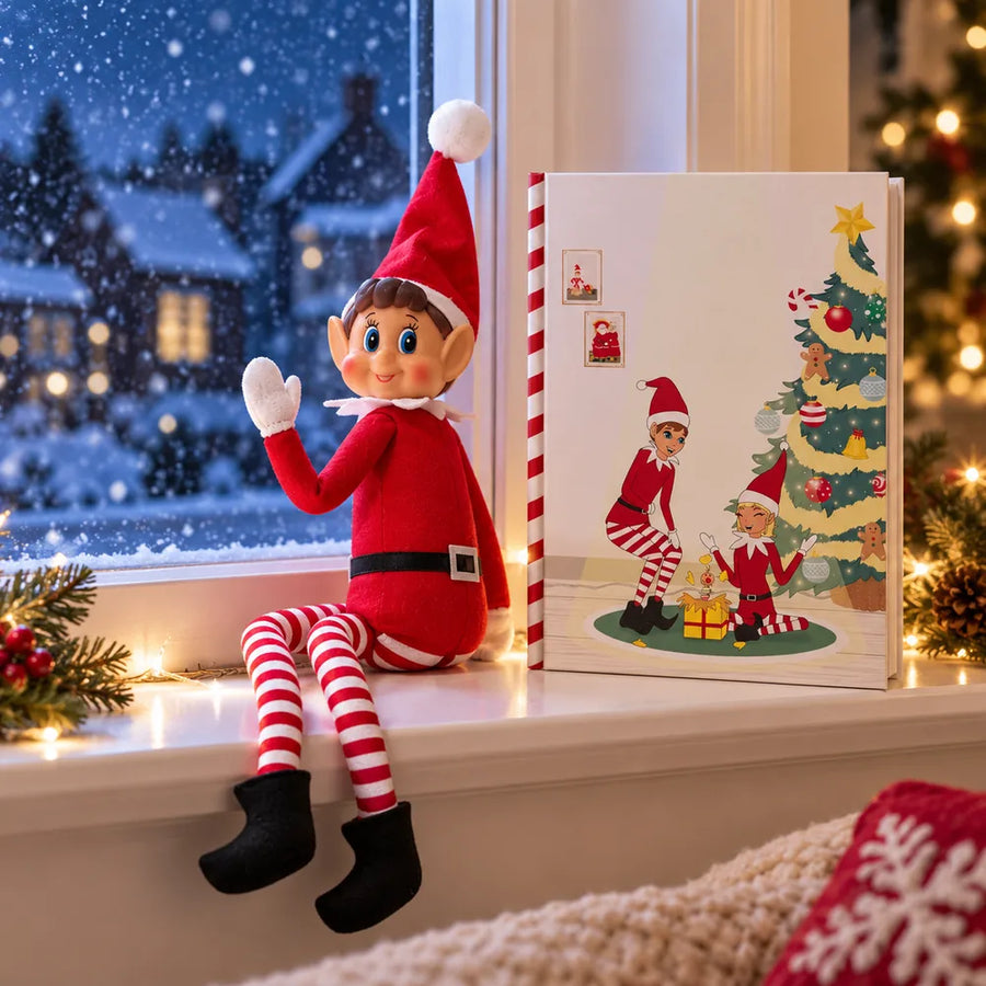 La nuit du 24, le lutin dit au revoir à la fenêtre, à côté du livre souvenir