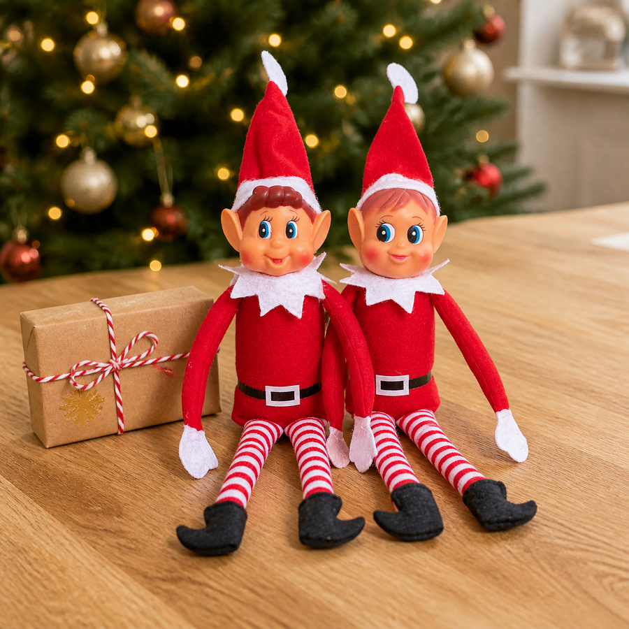 Des lutins farceurs réunis pour illustrer la tradition du lutin de Noël